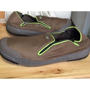 Men’s UNDER ARMOUR Slip-on